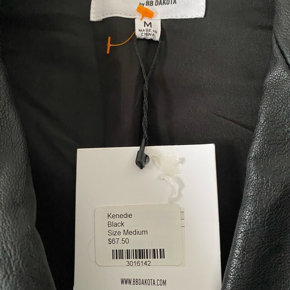 Black vest - Picture 8 of 11